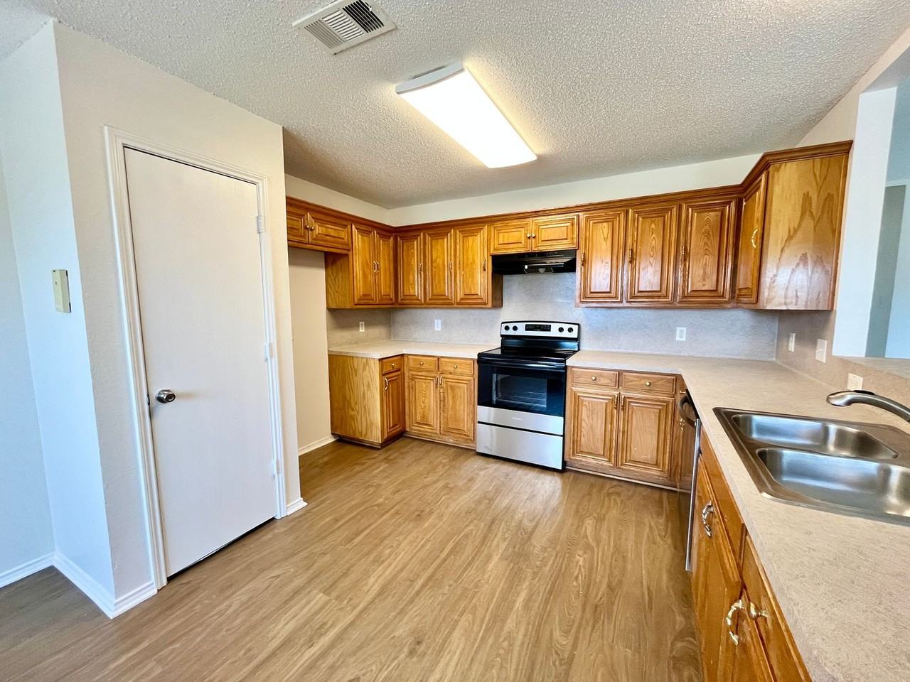1621 Antelope Run - Photo 4 of 19