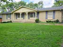 featured image of 6468 Thunderbird Dr
