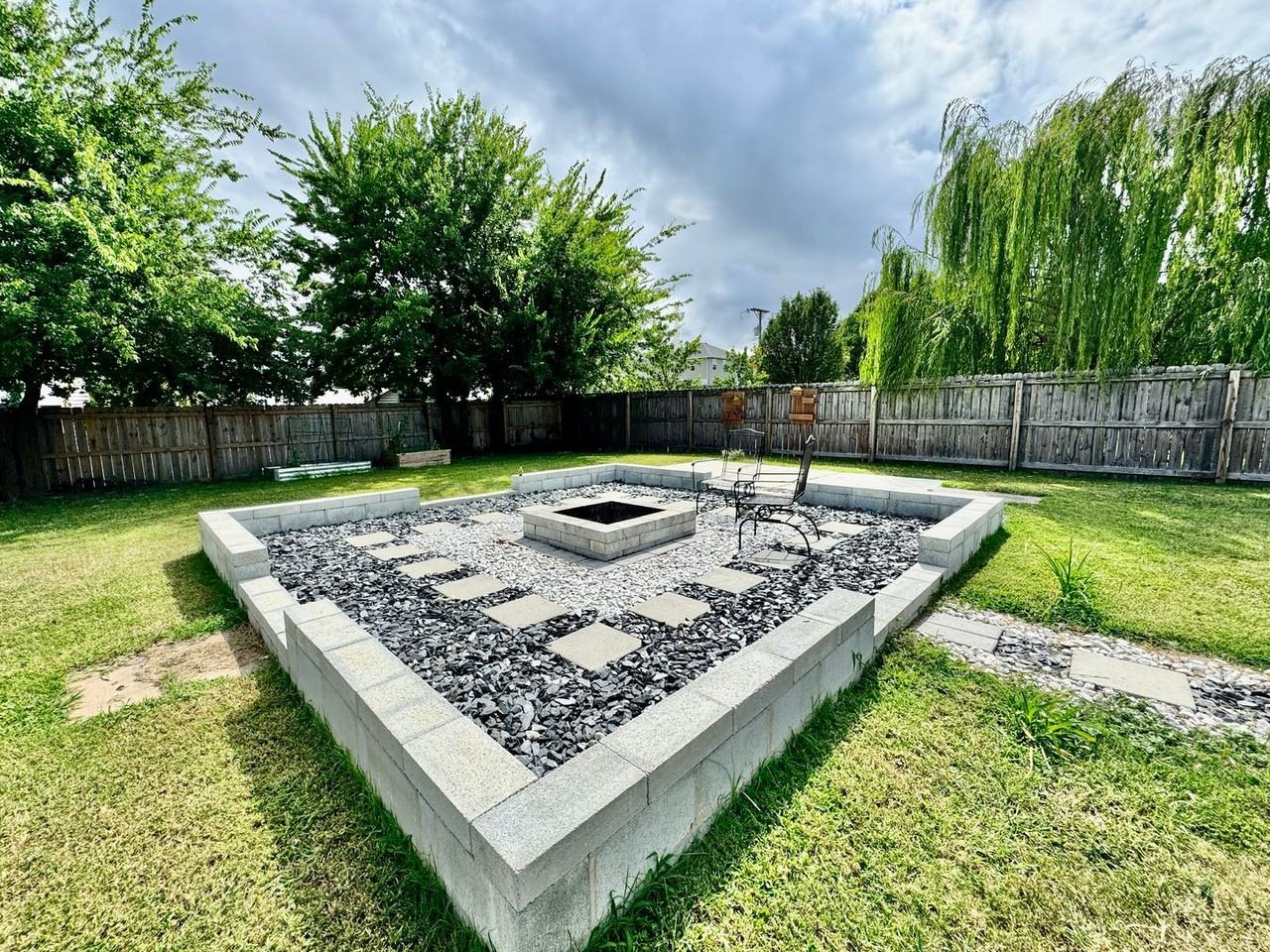 1123 W Ocean View Ave - Photo 4 of 50