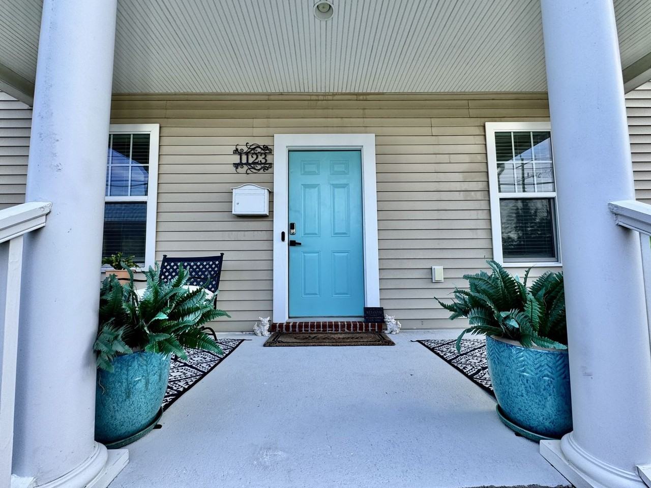 1123 W Ocean View Ave - Photo 7 of 50
