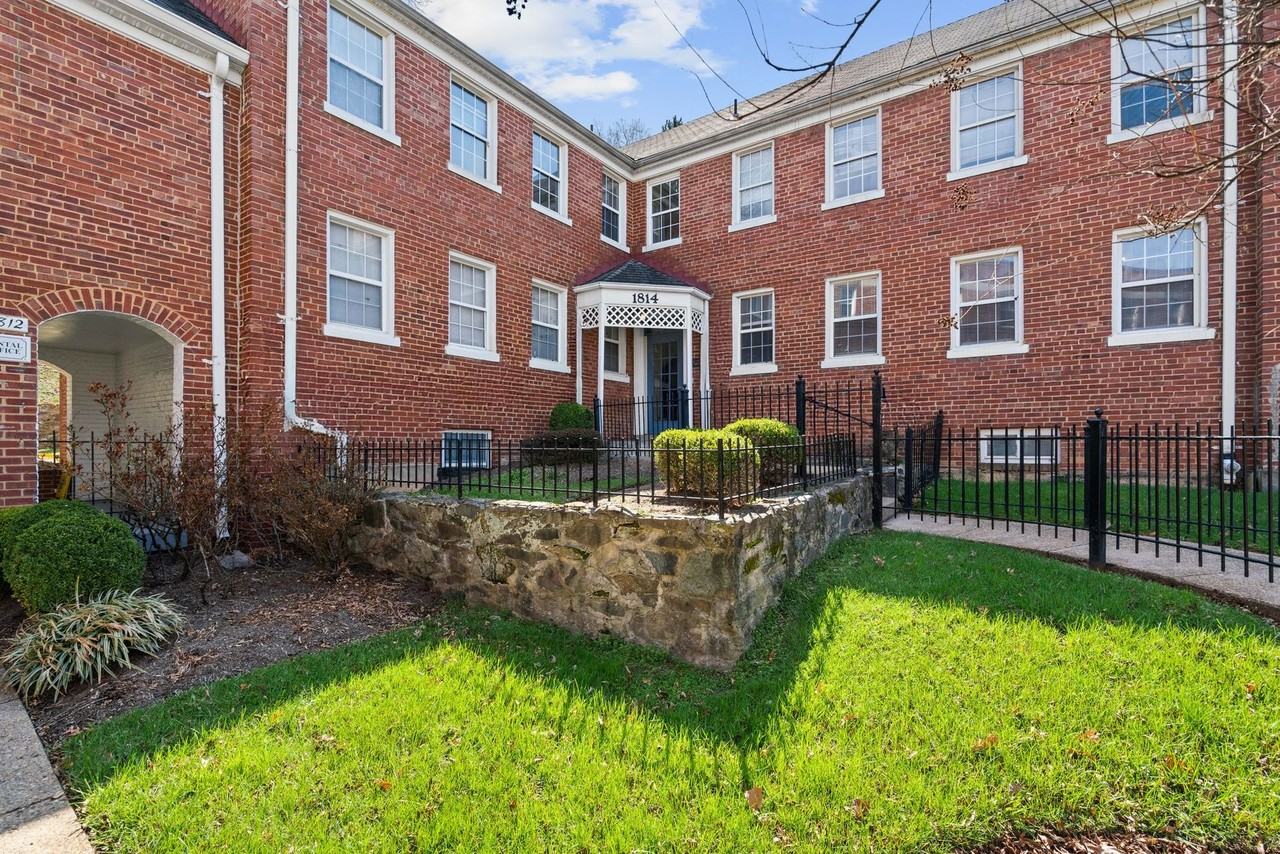 1812 HILLSIDE TERRACE - Photo 3 of 32