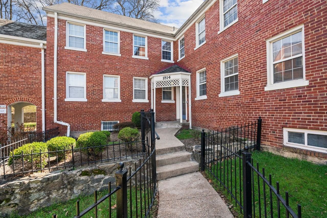 1812 HILLSIDE TERRACE - Photo 4 of 32