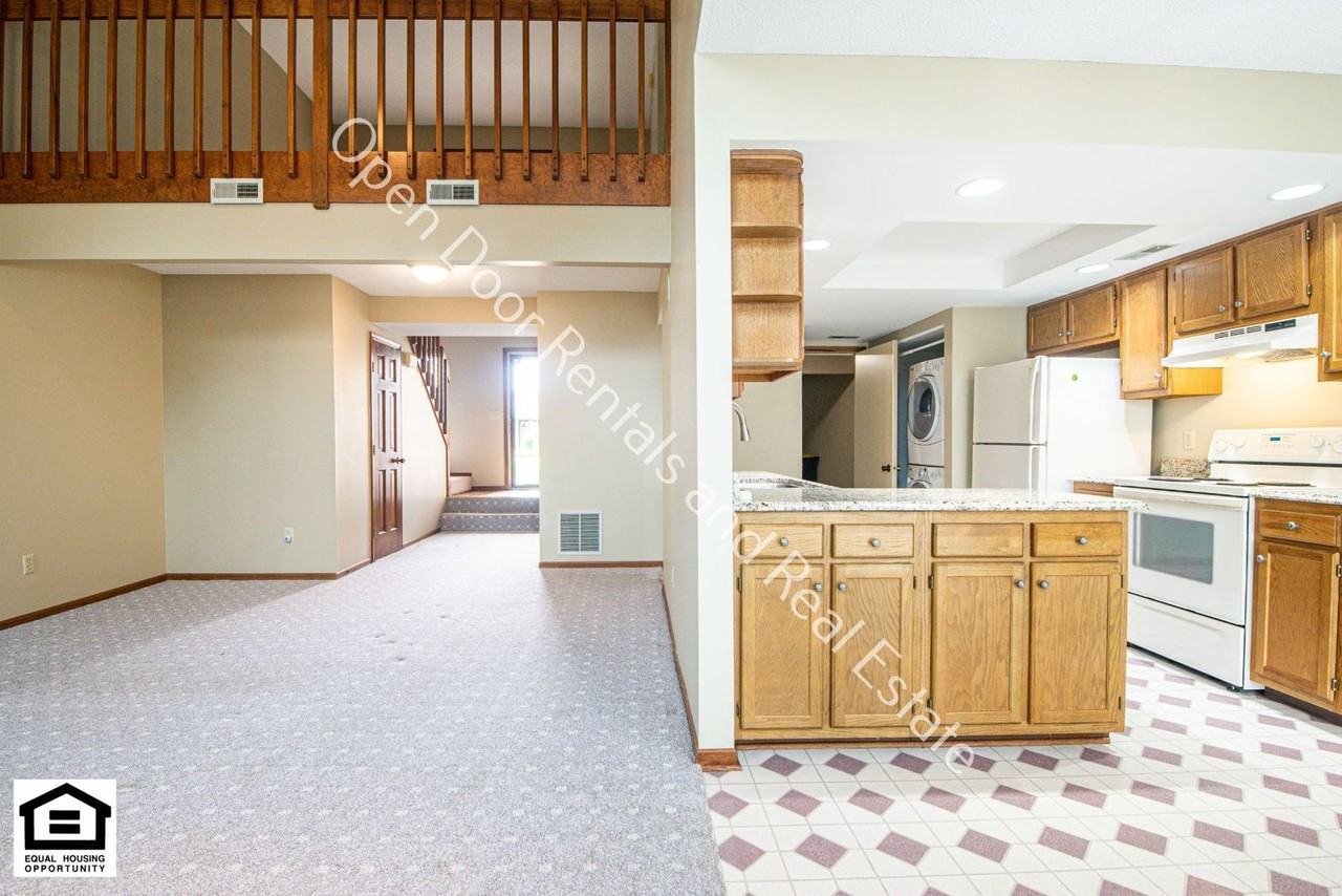 6304 Langwood Blvd - Photo 6 of 26