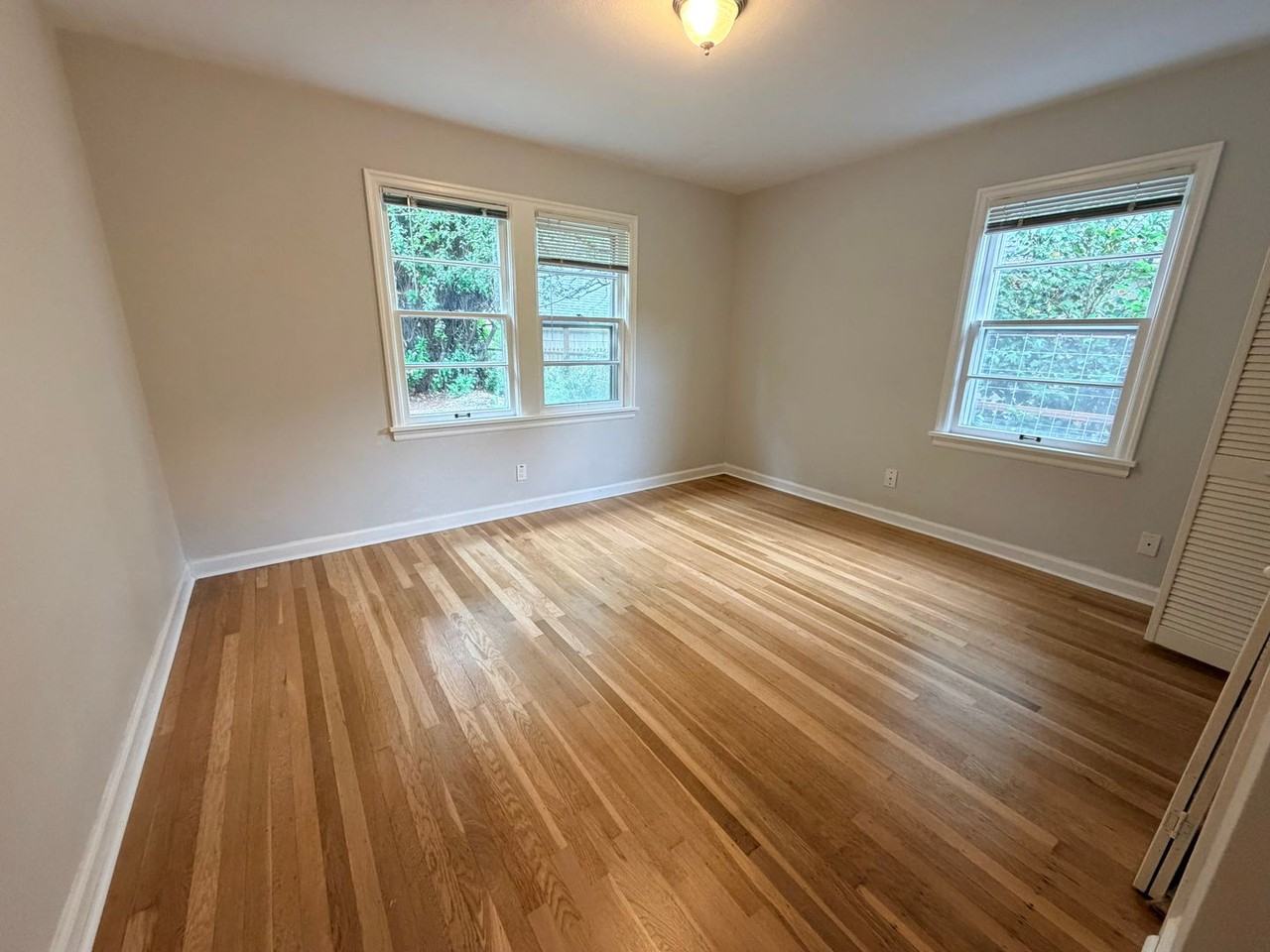 1717 Se 31st Ave - Photo 5 of 16