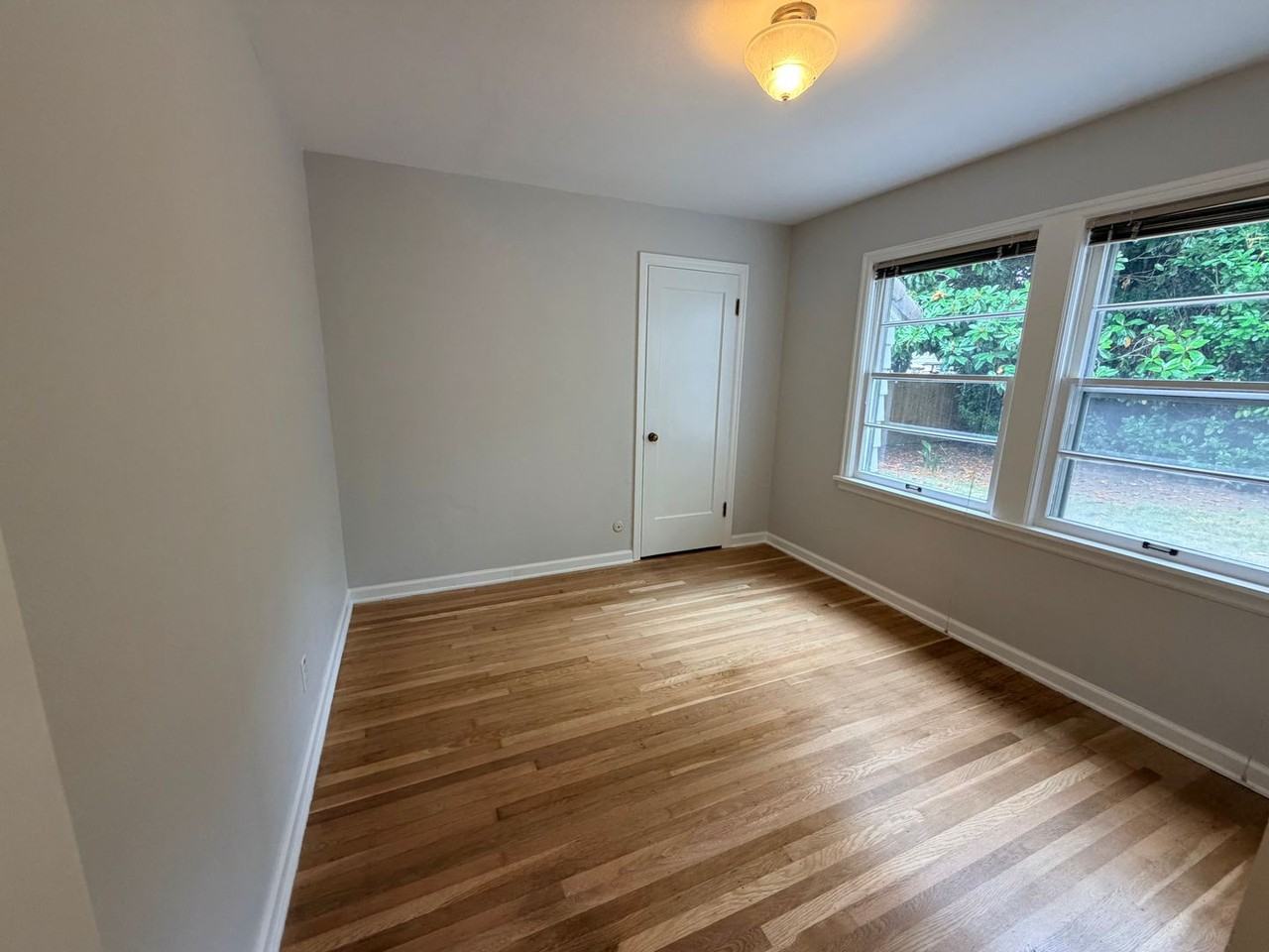 1717 Se 31st Ave - Photo 7 of 16