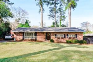 featured image of 2869 Edgewood Rd