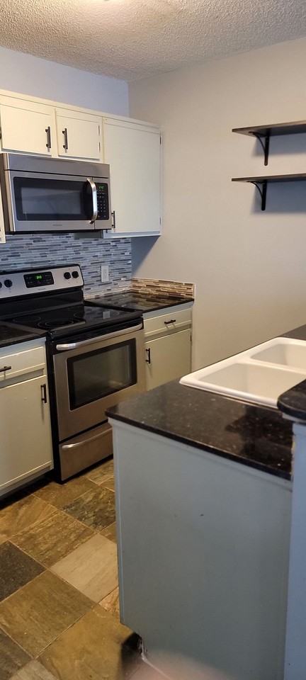 155 Anderson Hwy - Photo 7 of 42