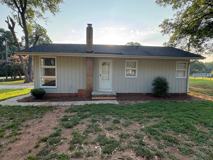 124 Roxie Ln - Photo 1 of 1
