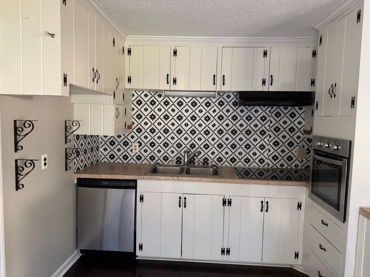 124 Roxie Ln - Photo 6 of 18