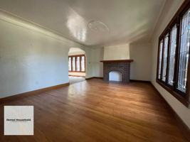 featured image of 3656 Bedford St