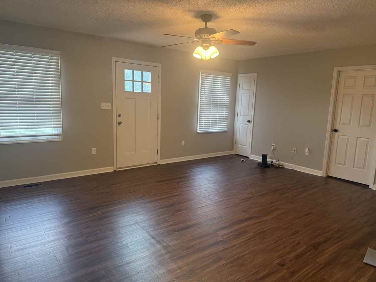 8310 Prince Edward Rd - Photo 2 of 13
