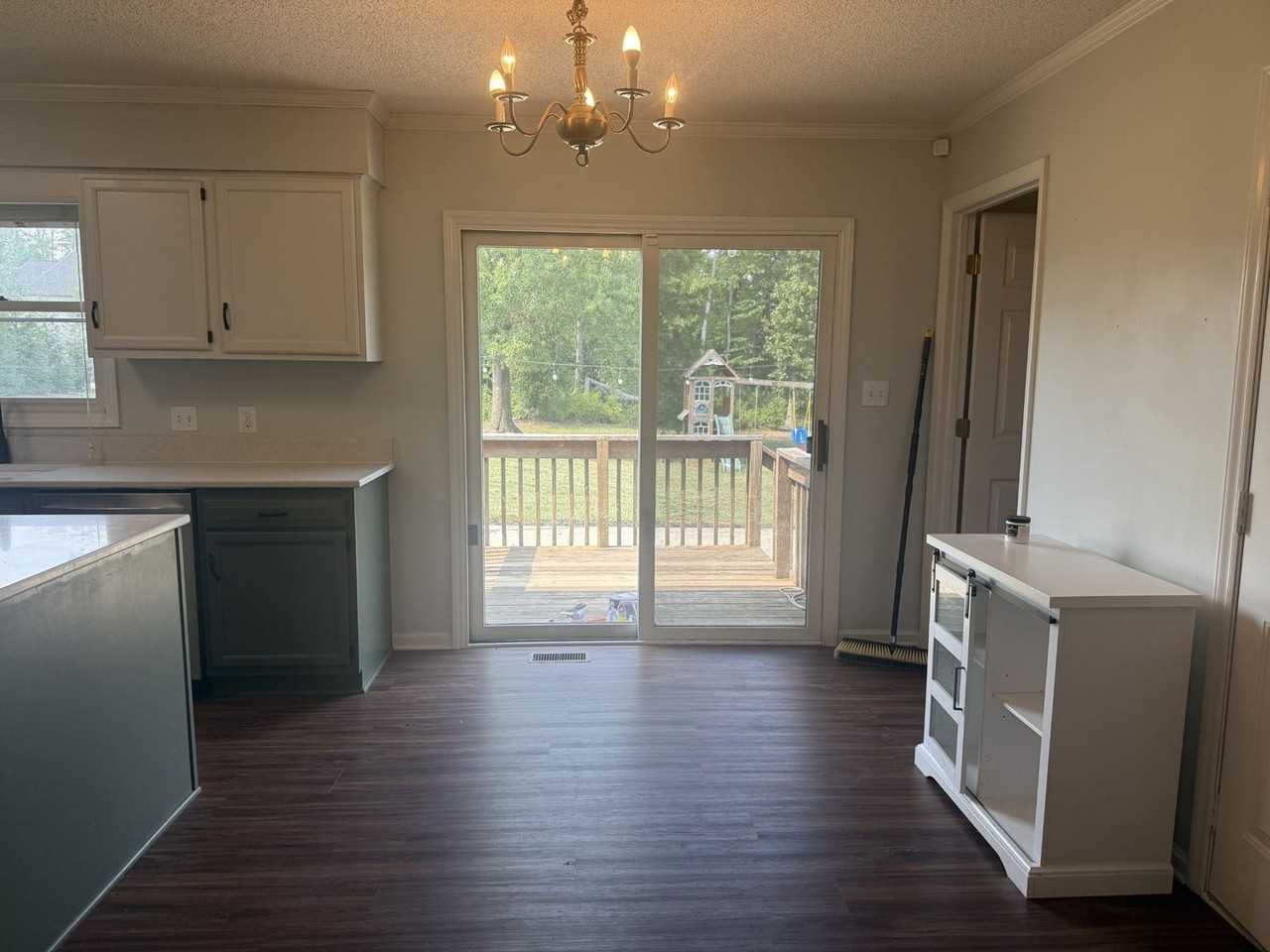 8310 Prince Edward Rd - Photo 5 of 13