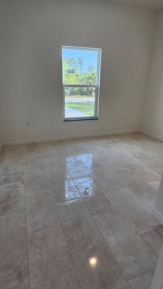 3508 68th St W - Photo 4 of 14