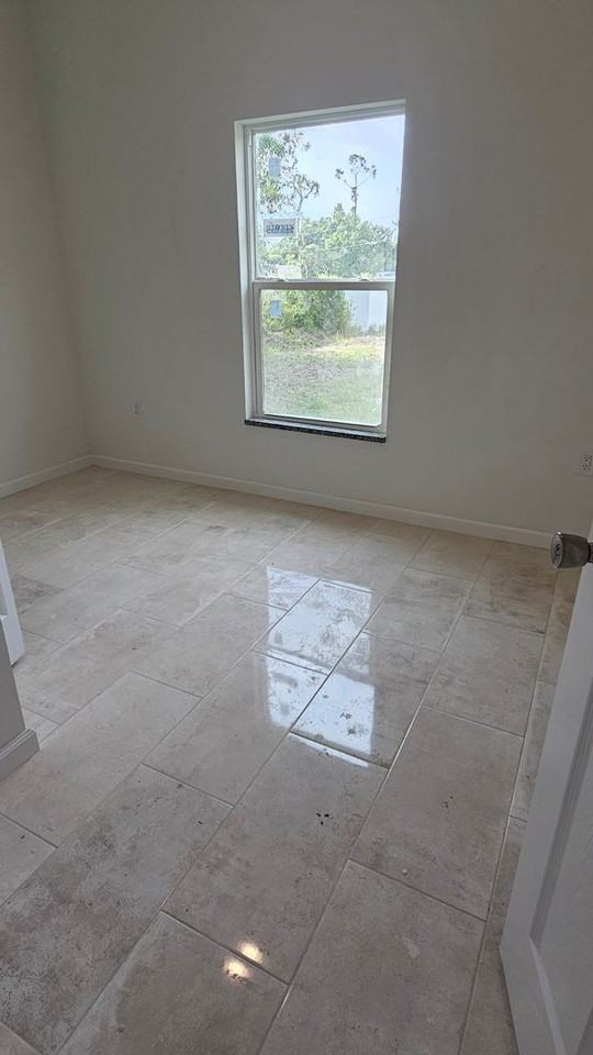 3508 68th St W - Photo 6 of 14