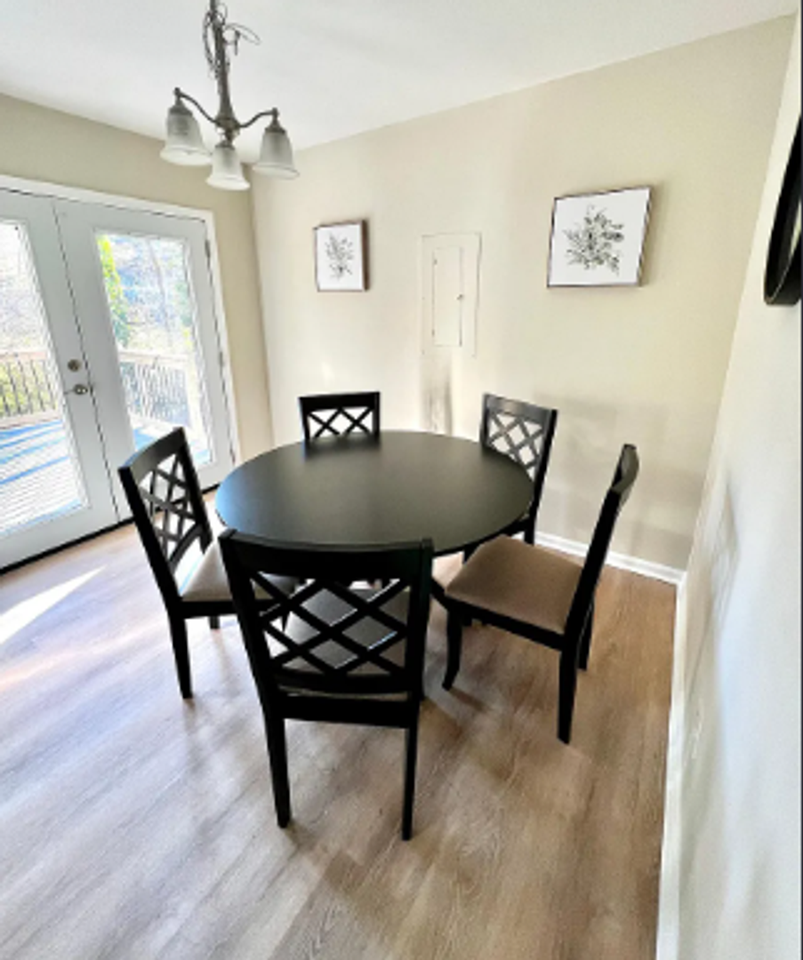 2768 Milburnie Rd - Photo 3 of 12