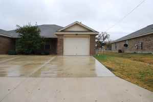 featured image of 318 Elbert Ln