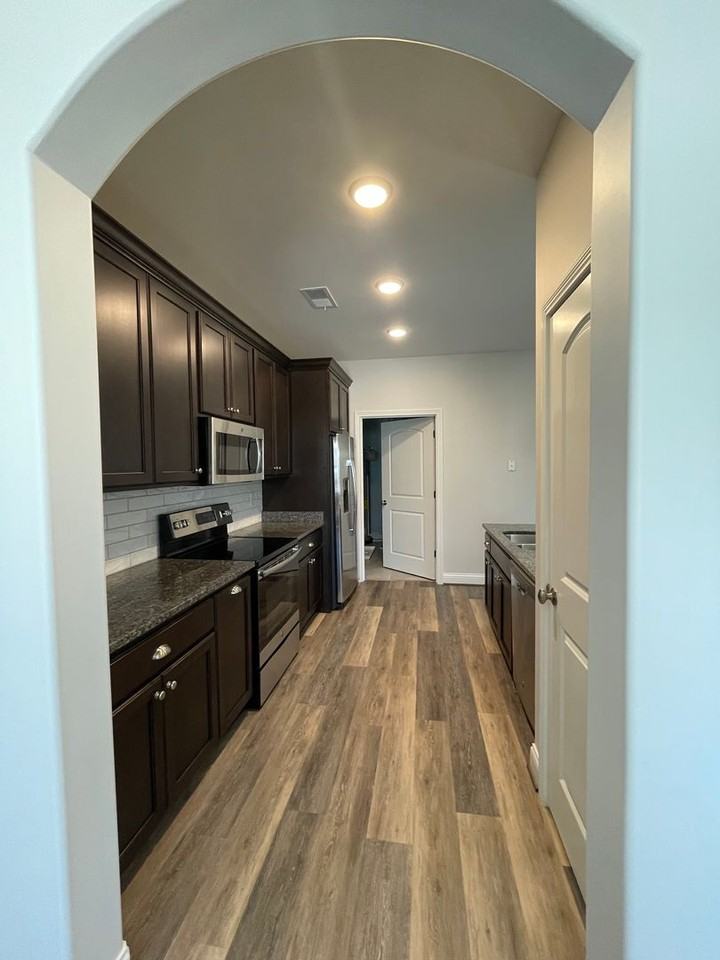 210 Beckley Ridge Ln - Photo 5 of 15