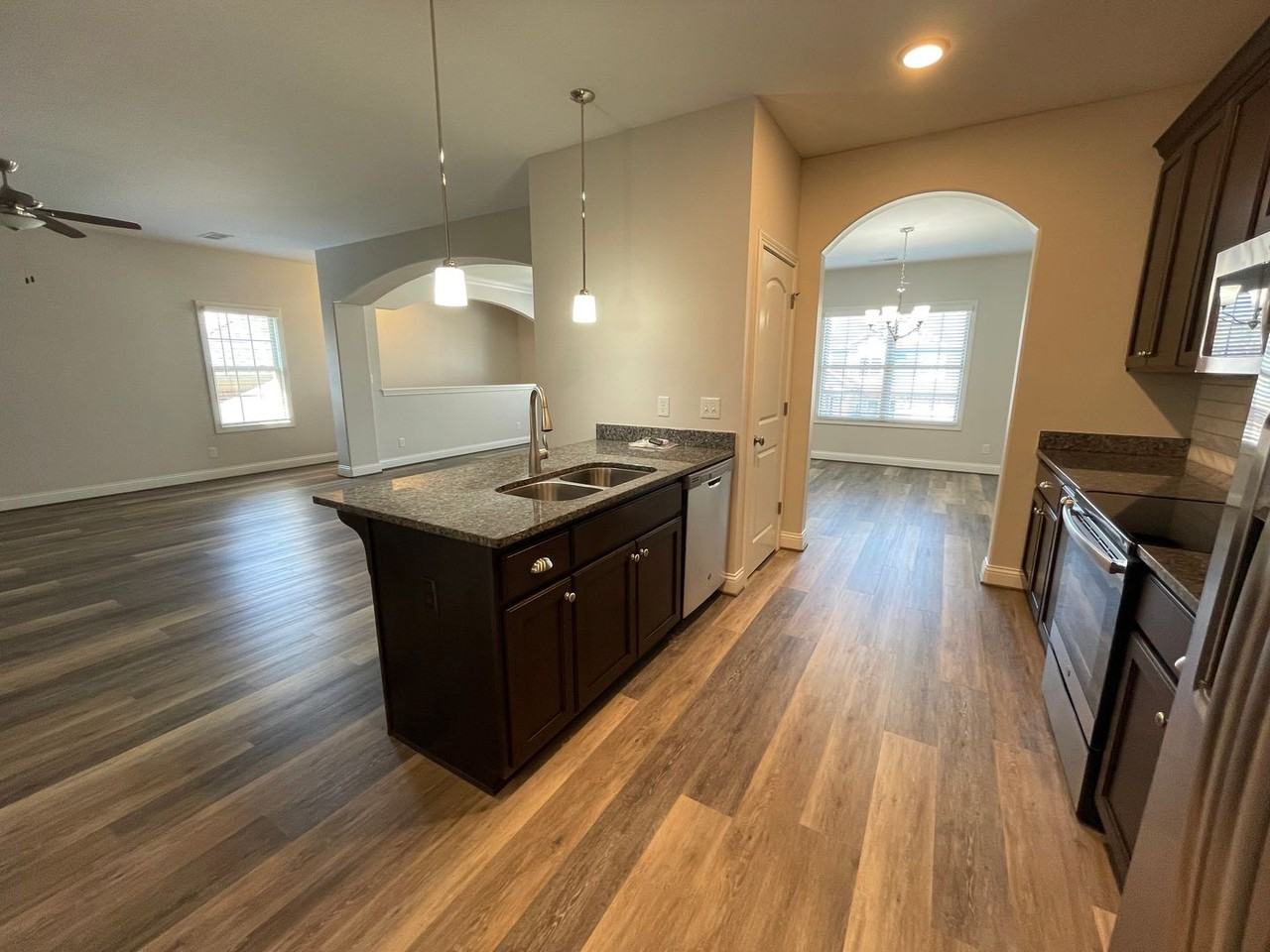 210 Beckley Ridge Ln - Photo 7 of 15