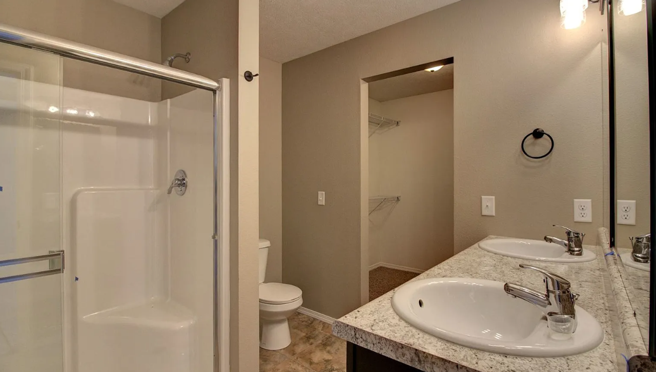 479 W Grace St - Photo 7 of 10