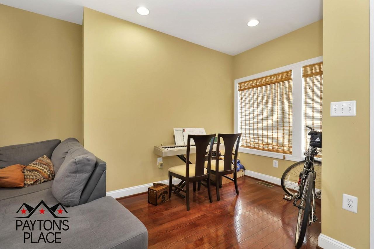 1332 Talbert Ct Se - Photo 3 of 20