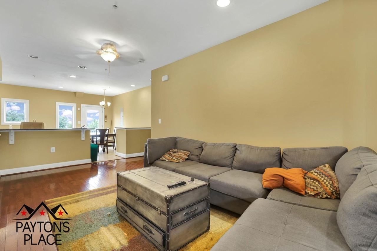 1332 Talbert Ct Se - Photo 4 of 20