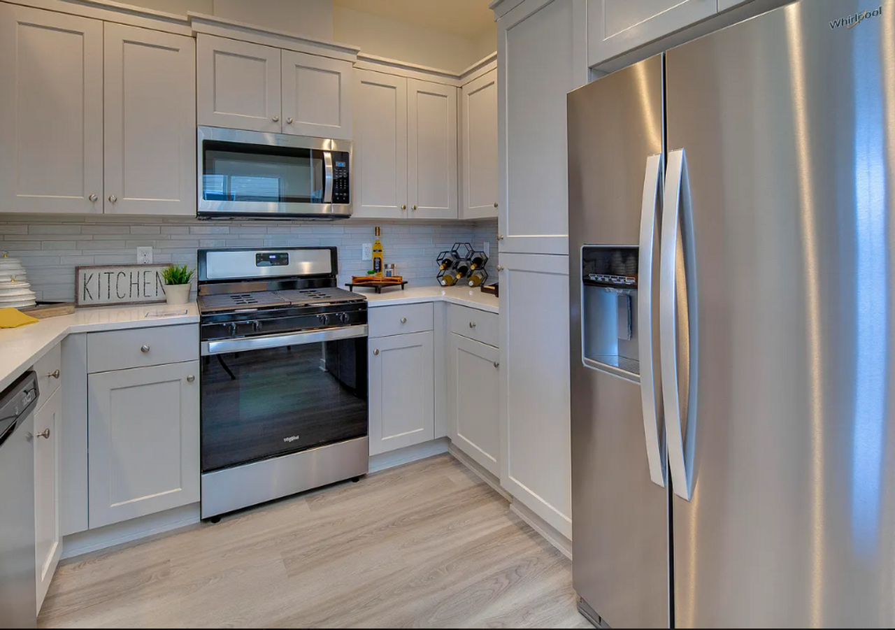 2520 Ne Purcell Blvd - Photo 5 of 14