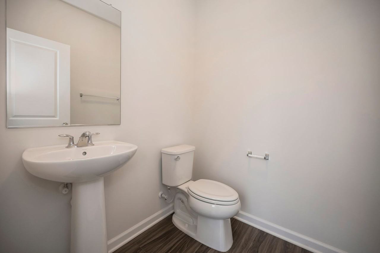 325 Crab Apple Dr - Photo 6 of 24