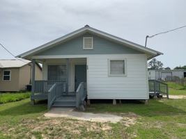 featured image of 230 Moreland St