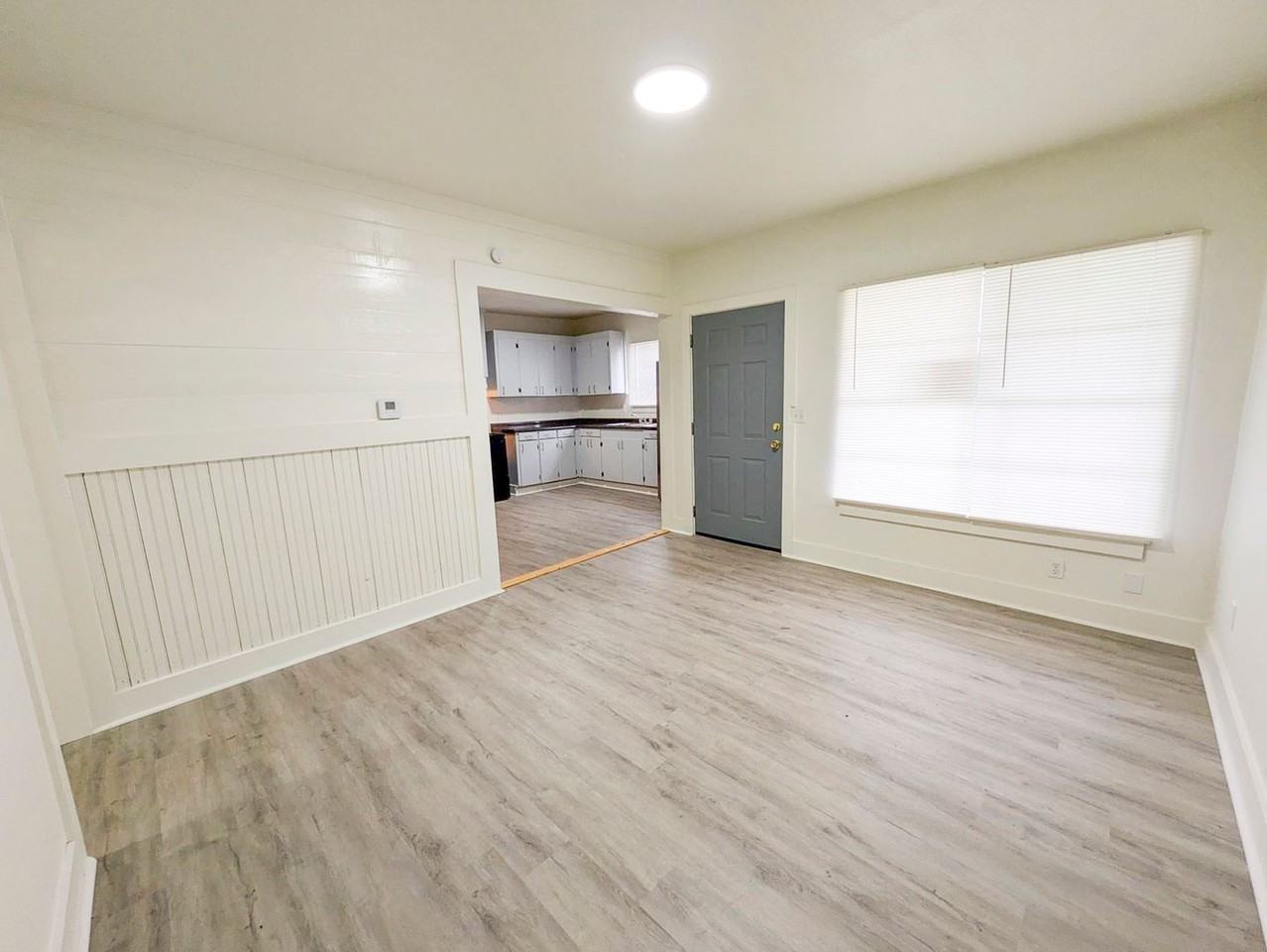 230 Moreland St - Photo 2 of 9