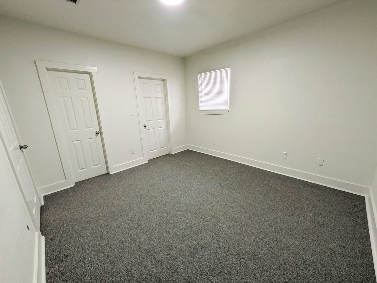 230 Moreland St - Photo 6 of 9