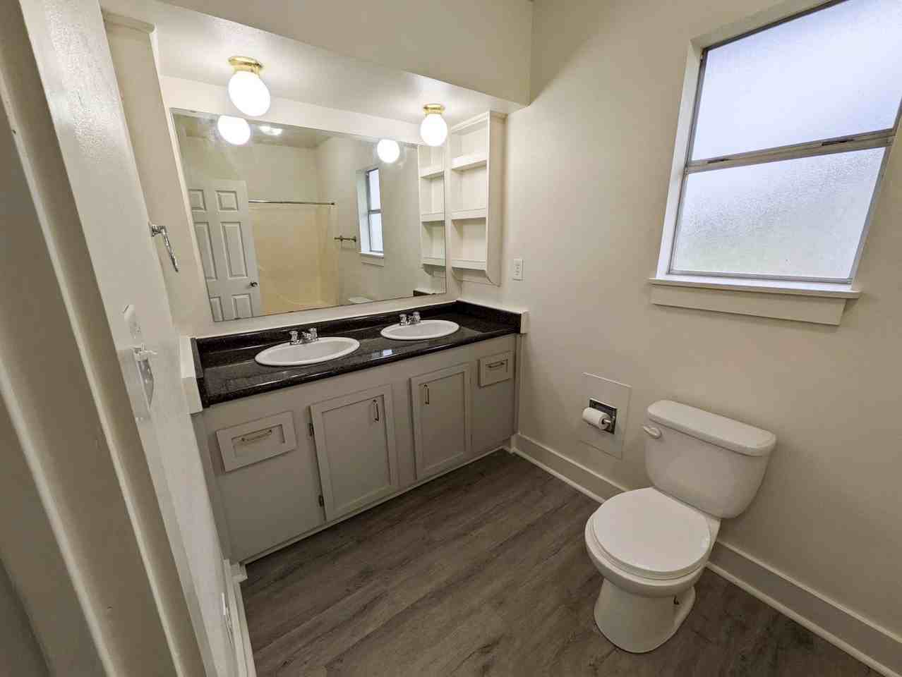 230 Moreland St - Photo 7 of 9