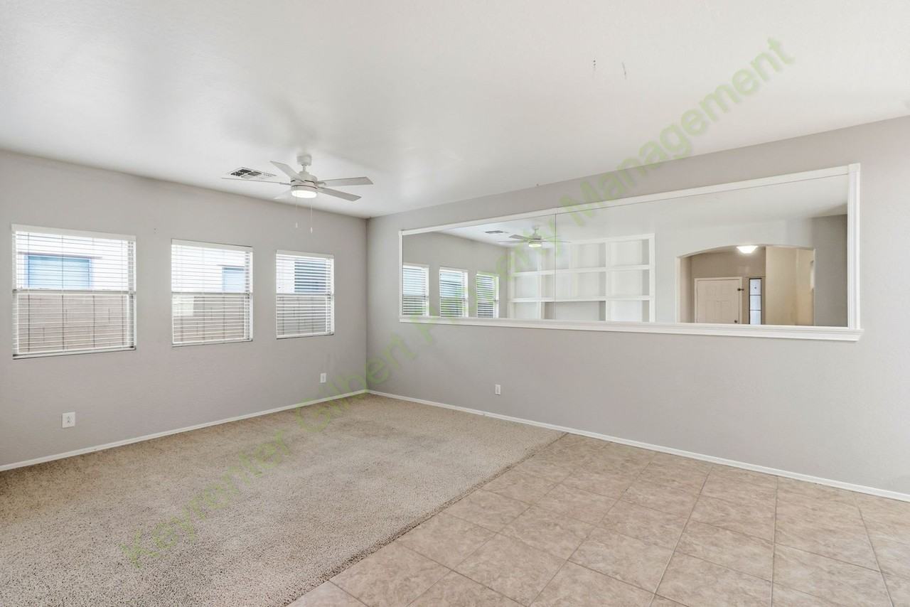 35734 N Zachary Rd - Photo 4 of 37