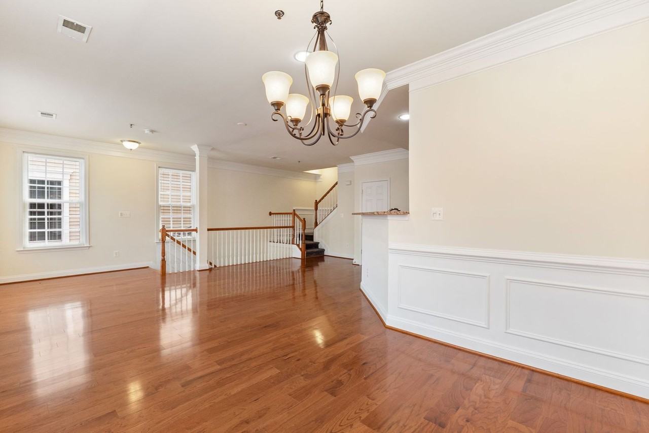 7134 Huntley Creek Pl - Photo 4 of 36