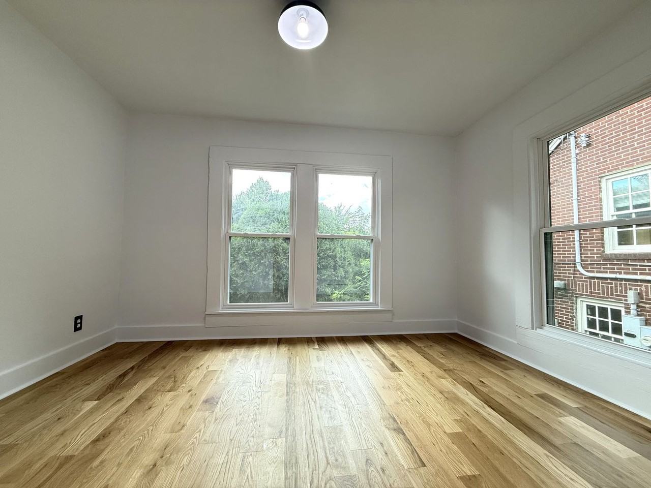 681 Angier Ave Ne - Photo 7 of 16