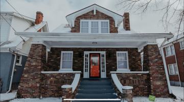 featured image of 637 S 44th St