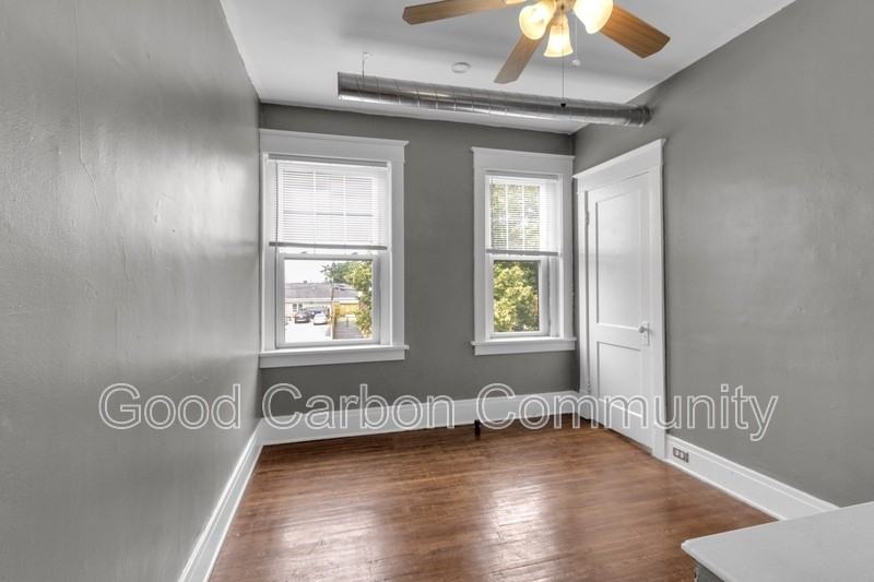 81 Saranac Ave - Photo 7 of 21
