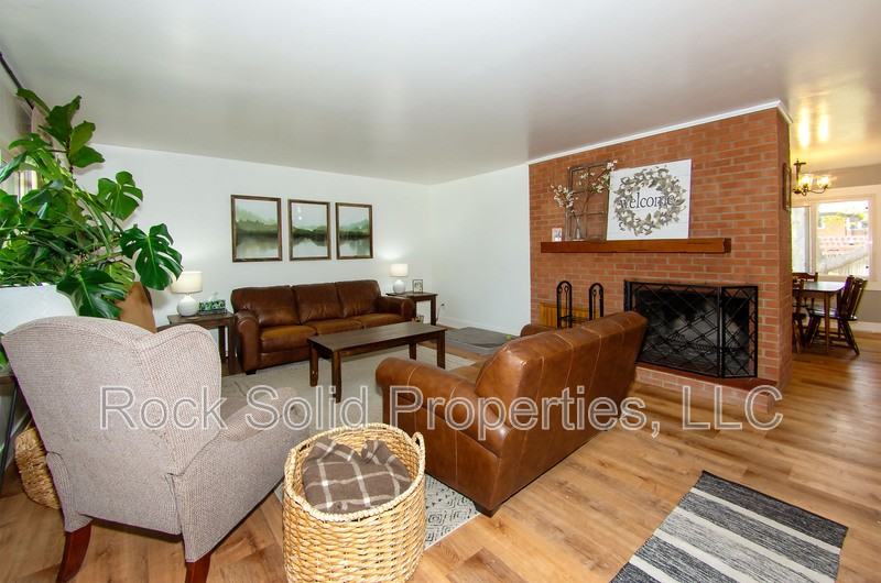 5512 Frederick Dr - Photo 3 of 31