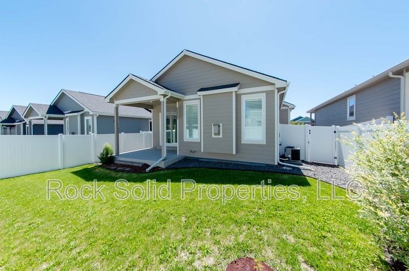 3519 Blue Feather Trl - Photo 5 of 39