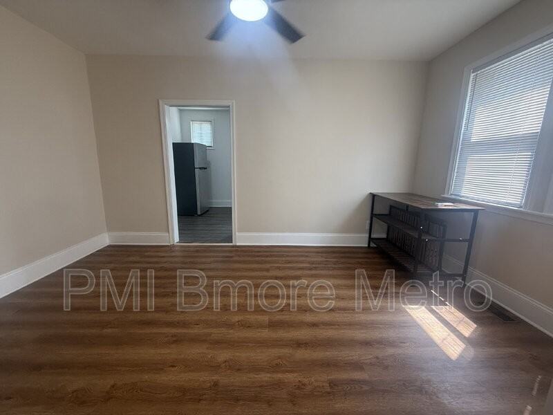 519 E Cold Spring Ln - Photo 7 of 19