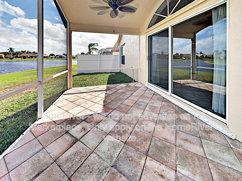 7512 Stirling Bridge Blvd N - Photo 5 of 32