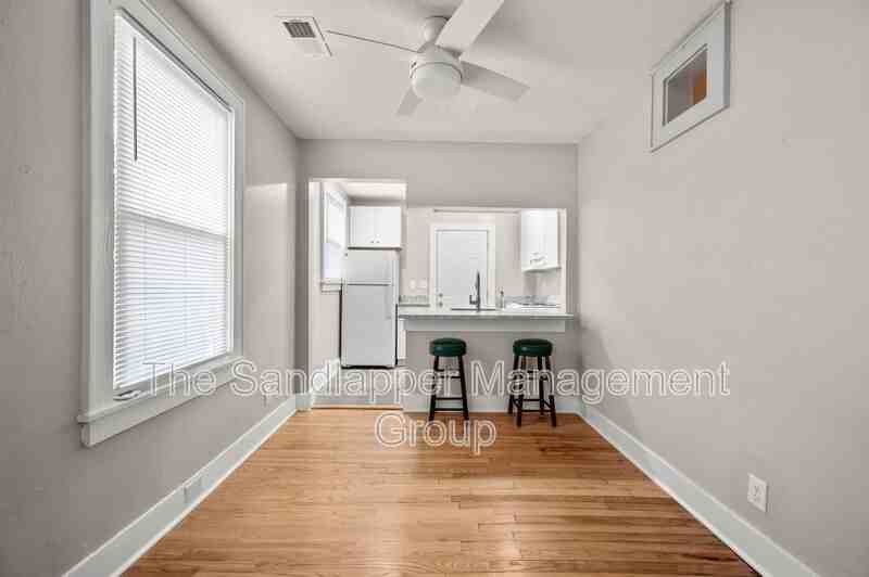 2319 Kent Ave - Photo 4 of 9