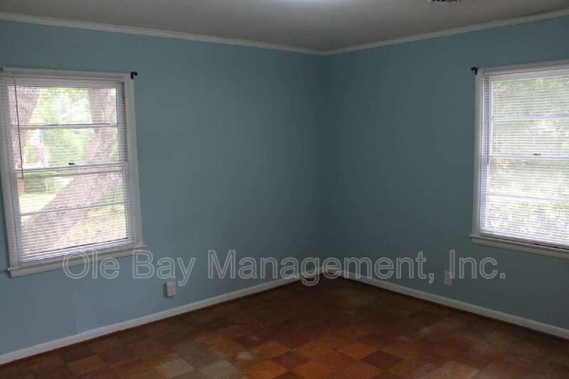 5608 Morlee Dr S - Photo 3 of 11