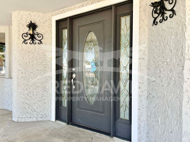 281 S California St - Photo 4 of 31