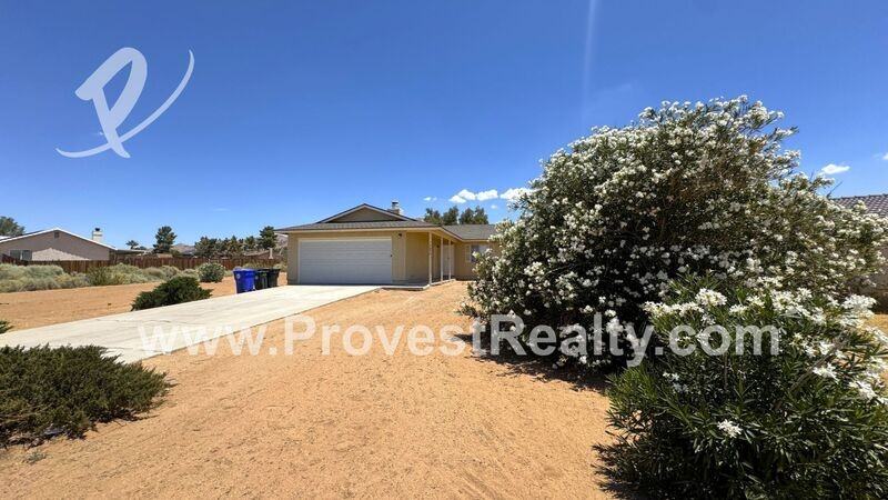 16692 Neenach Rd - Photo 2 of 21