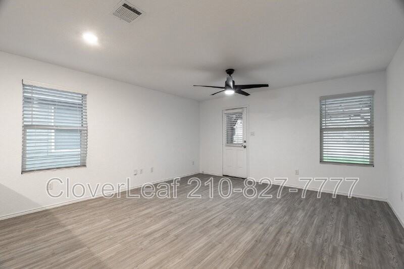 5507 Basil Chase - Photo 7 of 31