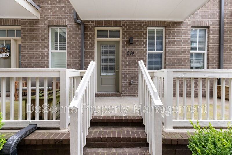 214 Porter Village Cir - Photo 3 of 17