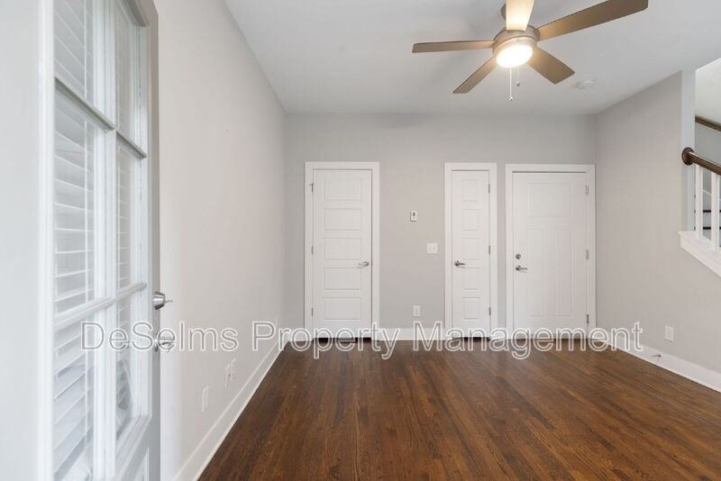 214 Porter Village Cir - Photo 4 of 17