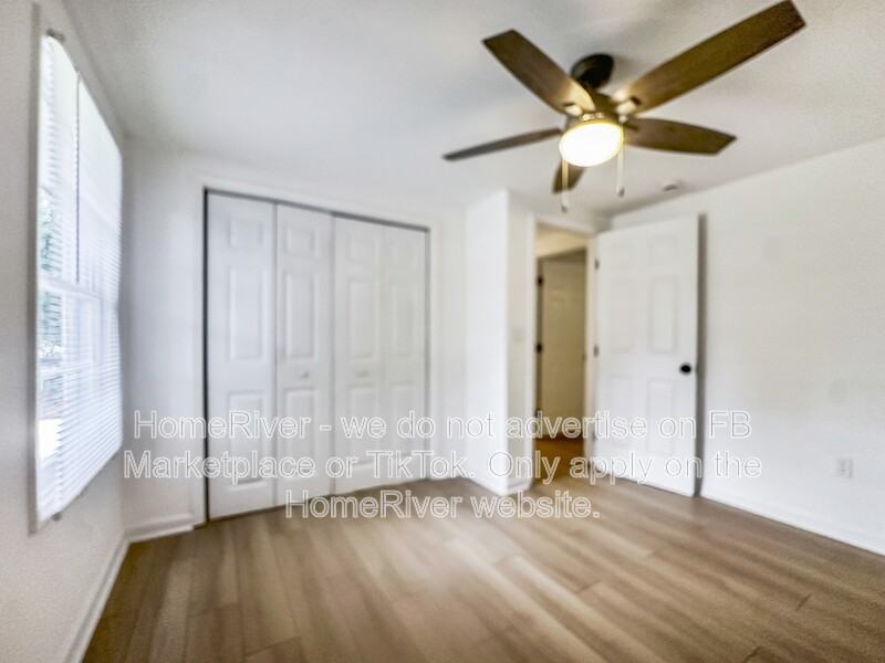 2313 Poplar St - Photo 7 of 14