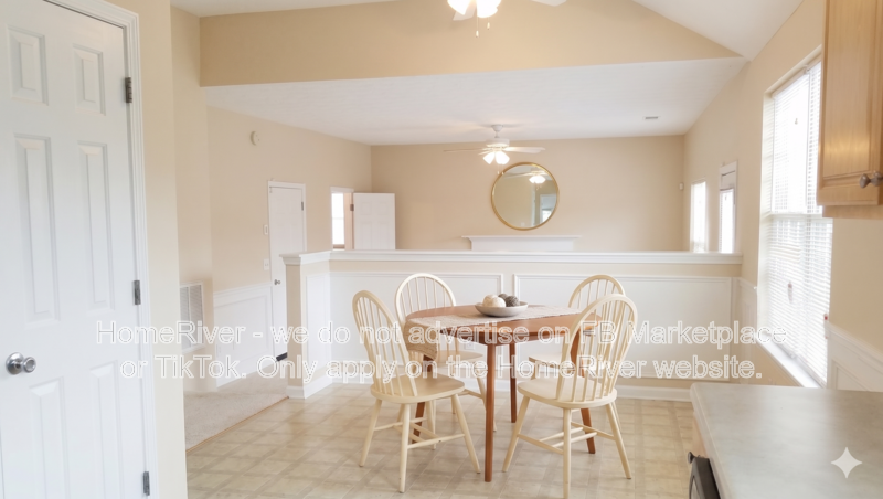 44 Shadowhill Ct - Photo 4 of 13