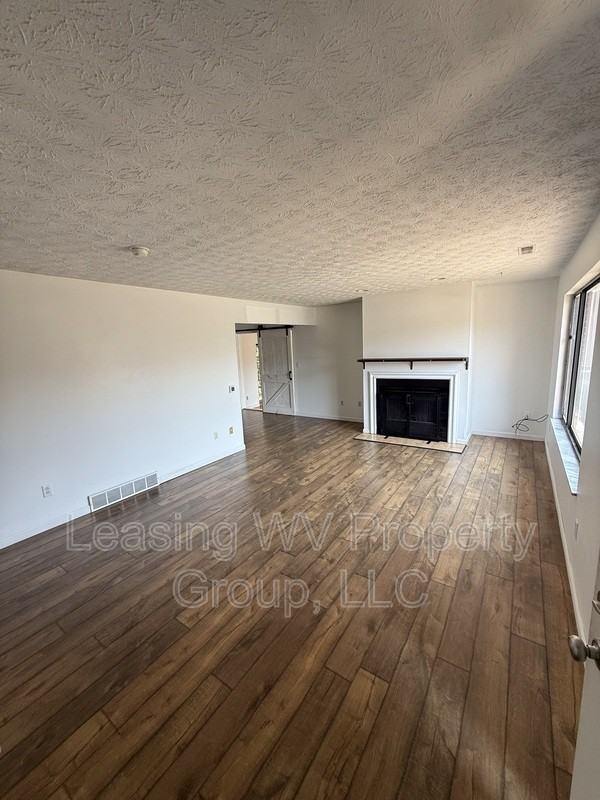 6355 Pine Dr - Photo 2 of 15
